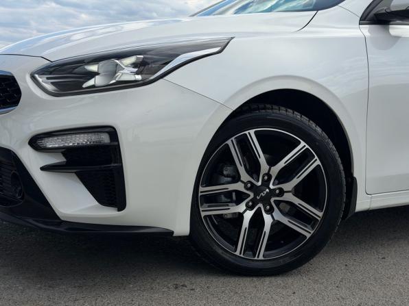 Kia Cerato IV с пробегом 2021 года, цена 1 990 000 рублей, 80200 км, седан, Автокод Объявления