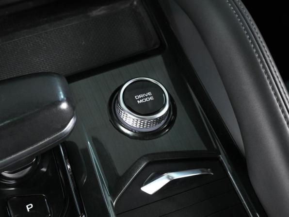 Geely Monjaro I с пробегом 2023 года, цена 3 175 000 рублей, 80234 км, внедорожник, Автокод Объявления