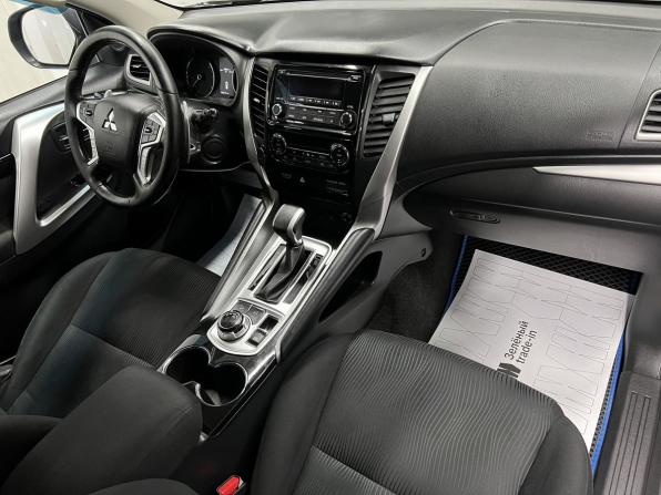 Mitsubishi Pajero Sport III с пробегом 2018 года, цена 2 995 000 рублей, 184211 км, внедорожник, Автокод Объявления