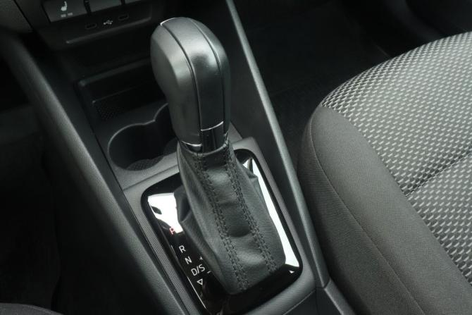 Volkswagen Polo VI с пробегом 2021 года, цена 1 784 000 рублей, 50125 км, лифтбек, Автокод Объявления