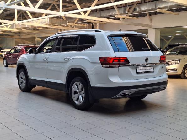 Volkswagen Teramont I с пробегом 2018 года, цена 3 037 000 рублей, 142900 км, внедорожник, Автокод Объявления