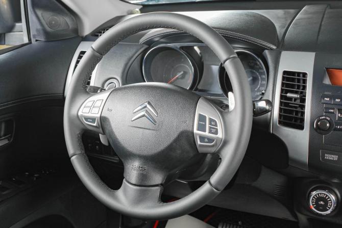 Citroen C-Crosser с пробегом 2012 года, цена 1 299 000 рублей, 212000 км, внедорожник, Автокод Объявления