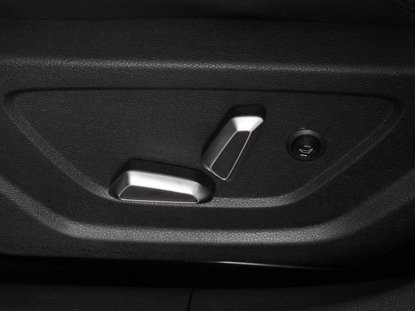 Geely Coolray I Рестайлинг с пробегом 2024 года, цена 2 299 000 рублей, 22231 км, внедорожник, Автокод Объявления