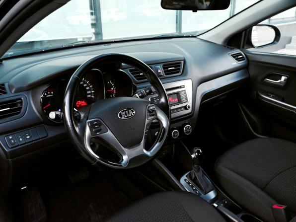 Kia Rio III Рестайлинг с пробегом 2015 года, цена 1 205 000 рублей, 115233 км, седан, Автокод Объявления