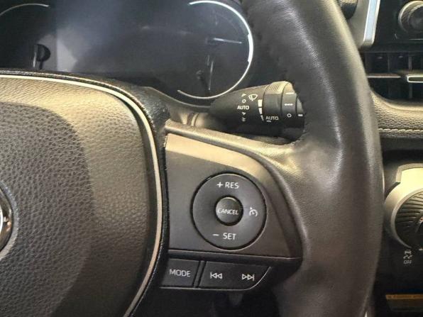 Toyota RAV4 V (XA50) с пробегом 2021 года, цена 3 560 500 рублей, 56067 км, внедорожник, Автокод Объявления