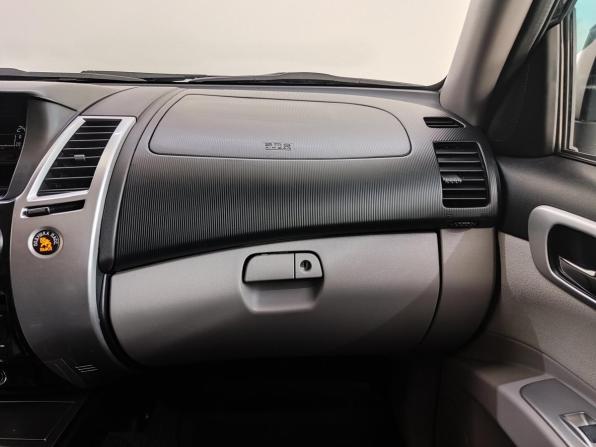 Mitsubishi Pajero Sport II Рестайлинг с пробегом 2013 года, цена 1 890 000 рублей, 201118 км, внедорожник, Автокод Объявления