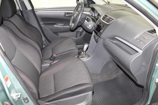 Suzuki Swift IV с пробегом 2011 года, цена 809 000 рублей, 114890 км, хэтчбек, Автокод Объявления