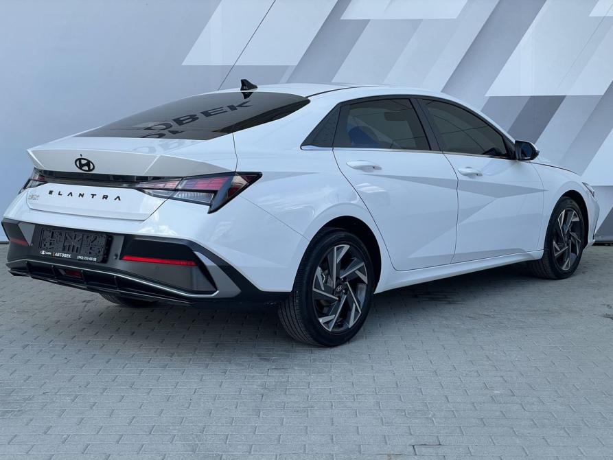 Hyundai Elantra VII (CN7) Рестайлинг Екатеринбург  - изображение 6