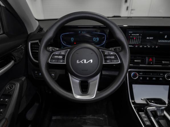 Kia Seltos I Рестайлинг с пробегом 2025 года, цена 3 100 000 рублей, 74 км, внедорожник, Автокод Объявления