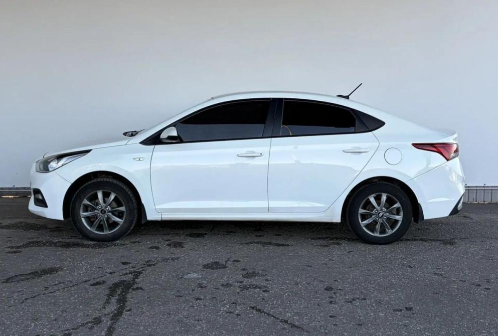 Hyundai Solaris II Киров  - изображение 8