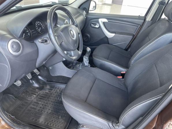Renault Sandero I с пробегом 2014 года, цена 595 000 рублей, 211804 км, хэтчбек, Автокод Объявления