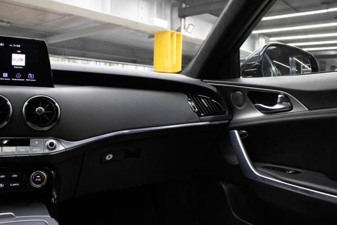 Kia Stinger I с пробегом 2018 года, цена 2 349 000 рублей, 160811 км, лифтбек, Автокод Объявления