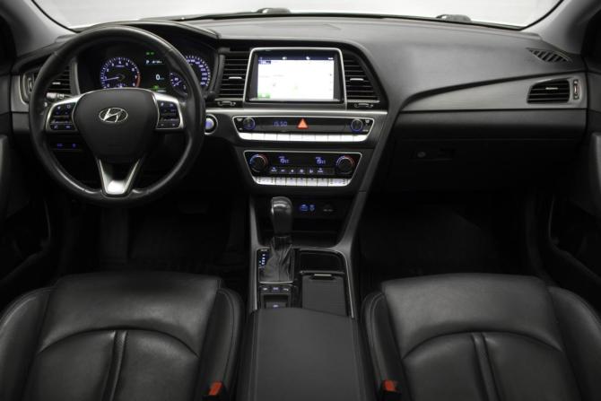 Hyundai Sonata VII (LF) Рестайлинг с пробегом 2017 года, цена 1 850 000 рублей, 143431 км, седан, Автокод Объявления