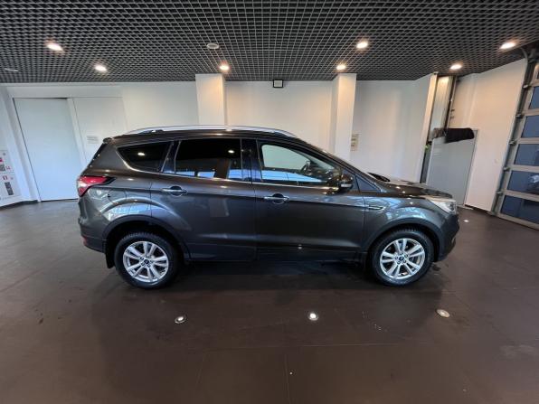 Ford Kuga II Рестайлинг с пробегом 2018 года, цена 1 650 000 рублей, 76500 км, внедорожник, Автокод Объявления