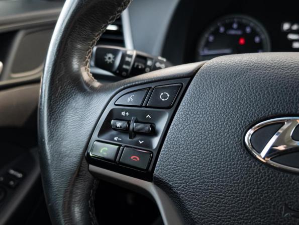Hyundai Tucson III с пробегом 2018 года, цена 1 999 000 рублей, 81834 км, внедорожник, Автокод Объявления