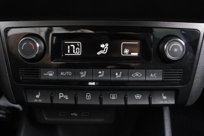 Volkswagen Polo VI с пробегом 2021 года, цена 1 595 000 рублей, 150671 км, лифтбек, Автокод Объявления