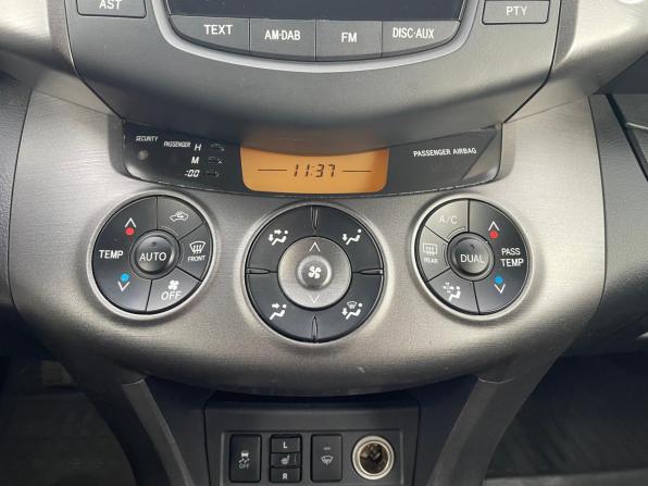 Toyota RAV4 III (XA30) Рестайлинг с пробегом 2012 года, цена 1 370 000 рублей, 209950 км, внедорожник, Автокод Объявления