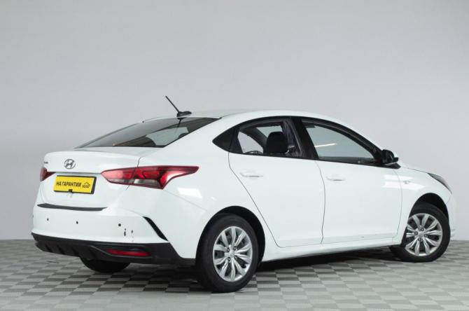 Hyundai Solaris II Рестайлинг с пробегом 2021 года, цена 1 099 000 рублей, 217000 км, седан, Автокод Объявления