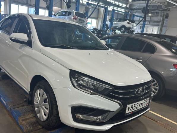 Lada (ВАЗ) Vesta I Рестайлинг (NG) с пробегом 2024 года, цена 1 379 000 рублей, 11200 км, седан, Автокод Объявления