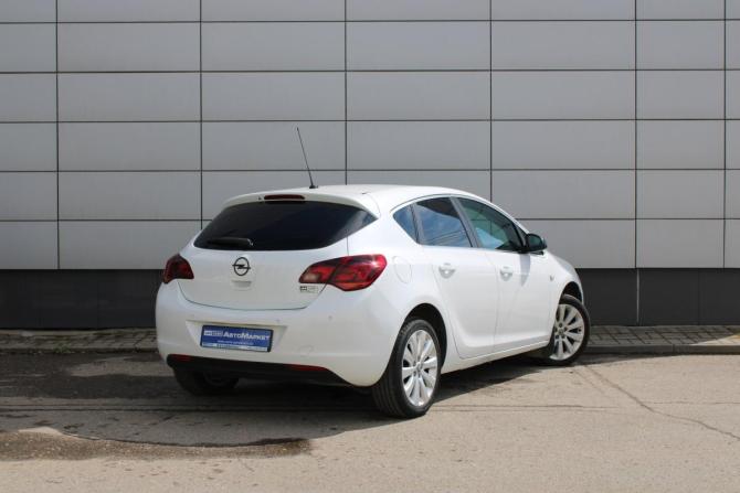 Opel Astra J с пробегом 2010 года, цена 735 000 рублей, 116266 км, хэтчбек, Автокод Объявления