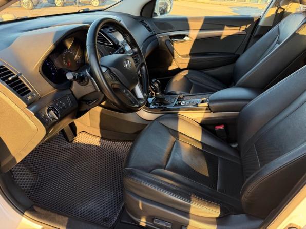Hyundai i40 I Рестайлинг с пробегом 2016 года, цена 1 349 000 рублей, 112705 км, универсал, Автокод Объявления
