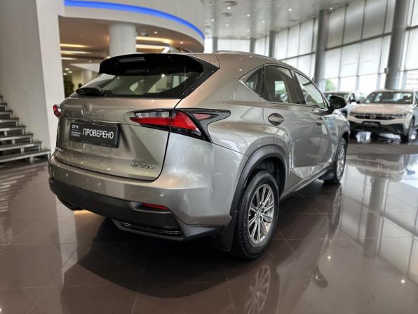 Lexus NX I с пробегом 2015 года, цена 2 665 000 рублей, 121201 км, внедорожник, Автокод Объявления