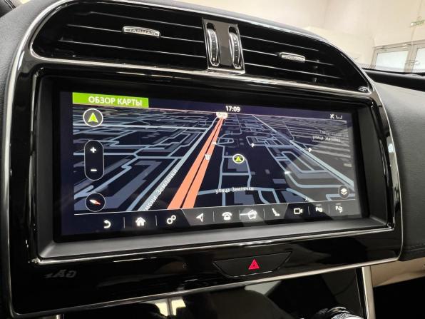 Jaguar XE I Рестайлинг с пробегом 2019 года, цена 2 499 000 рублей, 130000 км, седан, Автокод Объявления