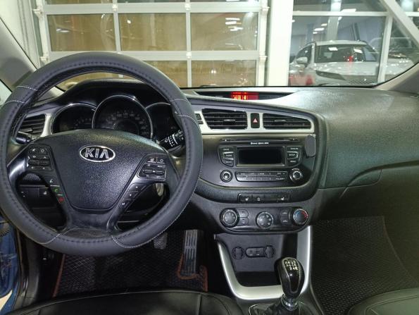 Kia Ceed II с пробегом 2013 года, цена 849 000 рублей, 196000 км, универсал, Автокод Объявления