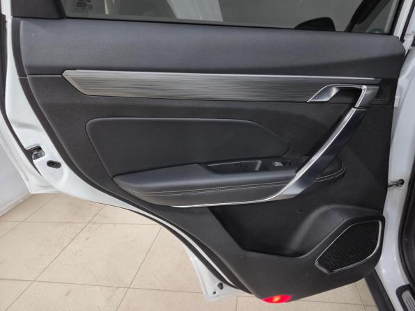 Geely Atlas Pro с пробегом 2021 года, цена 2 120 000 рублей, 74603 км, внедорожник, Автокод Объявления