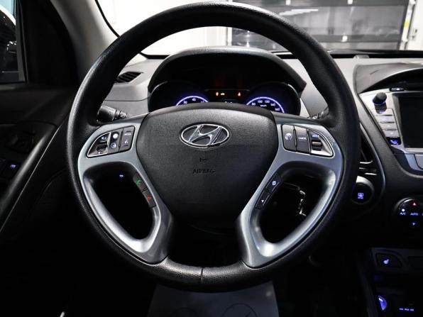 Hyundai ix35 I Рестайлинг с пробегом 2015 года, цена 1 255 000 рублей, 144070 км, внедорожник, Автокод Объявления