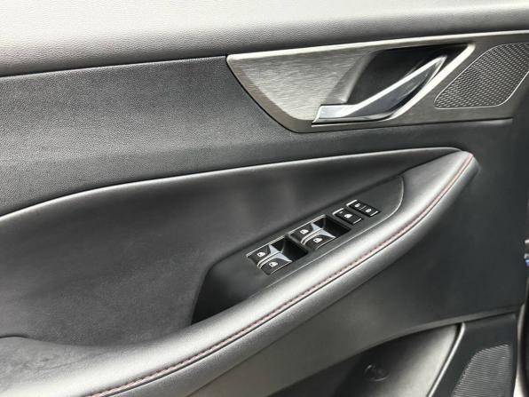 Changan CS35 Plus I Рестайлинг с пробегом 2023 года, цена 1 999 900 рублей, 31000 км, внедорожник, Автокод Объявления