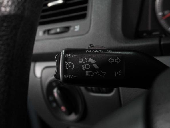Volkswagen Jetta V с пробегом 2009 года, цена 699 000 рублей, 242815 км, седан, Автокод Объявления