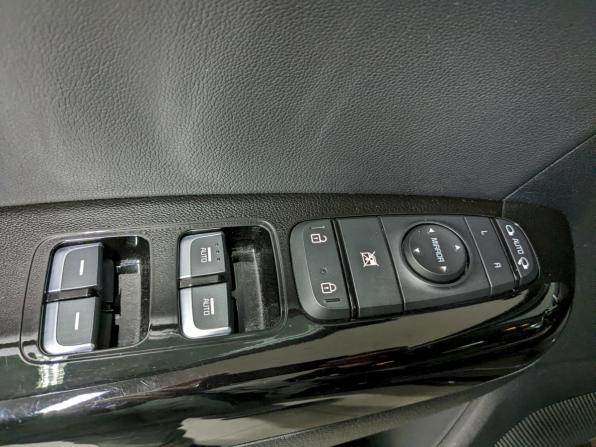 Kia Sportage IV Рестайлинг с пробегом 2021 года, цена 2 990 000 рублей, 40855 км, внедорожник, Автокод Объявления