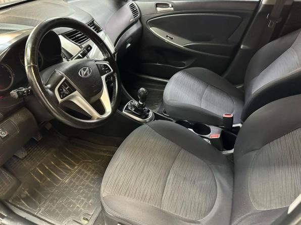 Hyundai Solaris I Рестайлинг с пробегом 2016 года, цена 741 600 рублей, 184273 км, седан, Автокод Объявления