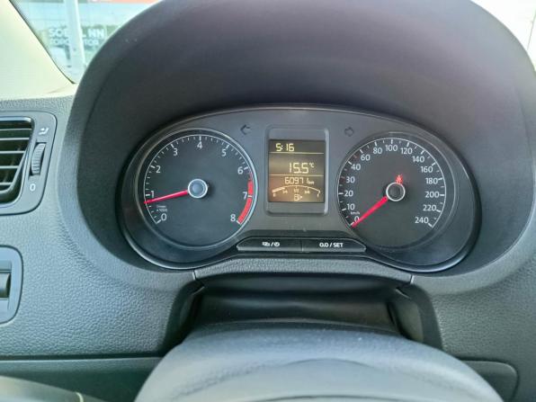 Volkswagen Polo V Рестайлинг с пробегом 2018 года, цена 1 124 995 рублей, 60965 км, седан, Автокод Объявления