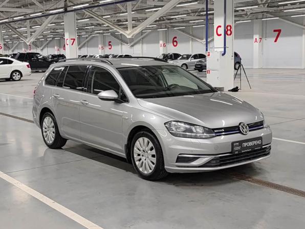 Volkswagen Golf VII Рестайлинг с пробегом 2019 года, цена 1 639 000 рублей, 191200 км, универсал, Автокод Объявления