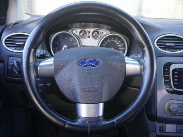 Ford Focus II Рестайлинг с пробегом 2010 года, цена 530 000 рублей, 244367 км, хэтчбек, Автокод Объявления