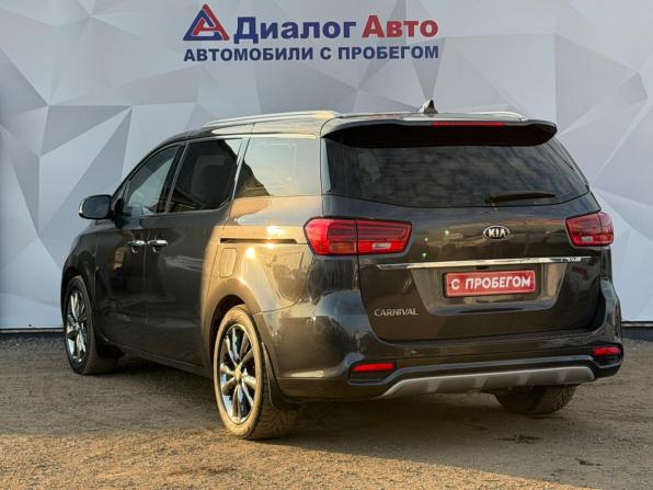 Kia Carnival III с пробегом 2018 года, цена 2 500 000 рублей, 212320 км, минивэн, Автокод Объявления