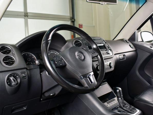 Volkswagen Tiguan I Рестайлинг с пробегом 2011 года, цена 1 449 995 рублей, 169099 км, внедорожник, Автокод Объявления