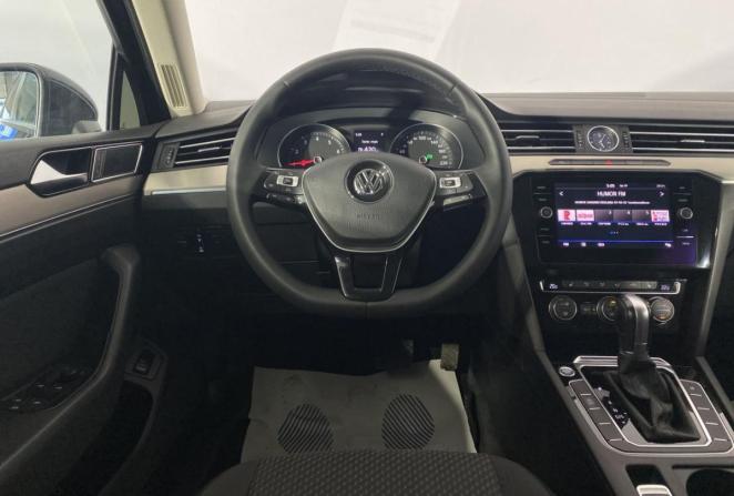 Volkswagen Passat B8 с пробегом 2017 года, цена 1 950 000 рублей, 130239 км, седан, Автокод Объявления