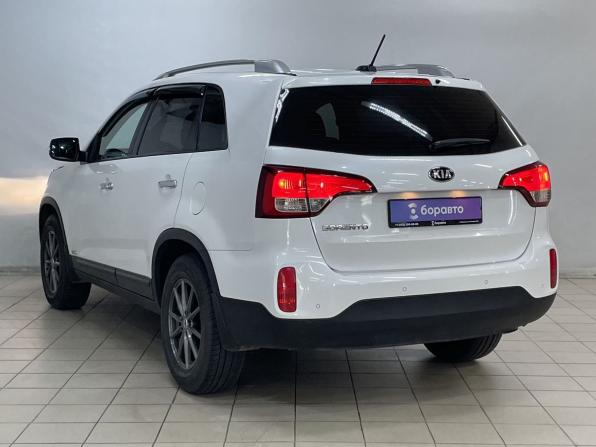 Kia Sorento II Рестайлинг с пробегом 2017 года, цена 2 100 000 рублей, 134053 км, внедорожник, Автокод Объявления