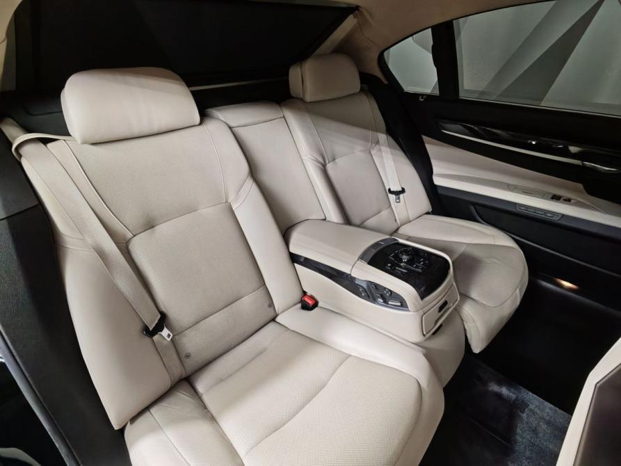 BMW 7 серии V (F01/F02/F04) Москва  - изображение 13