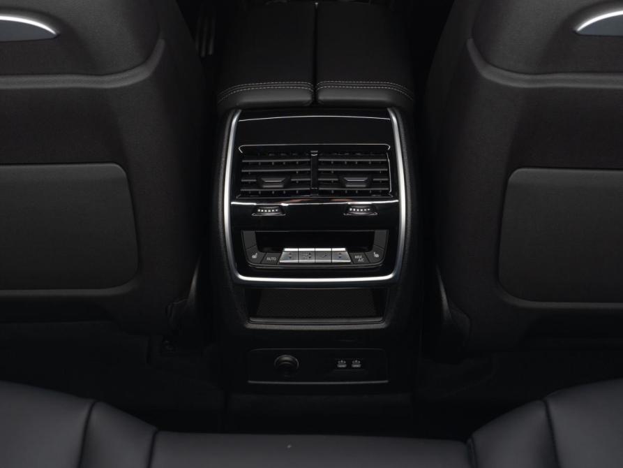 BMW X7 I (G07) Рестайлинг Москва  - изображение 22