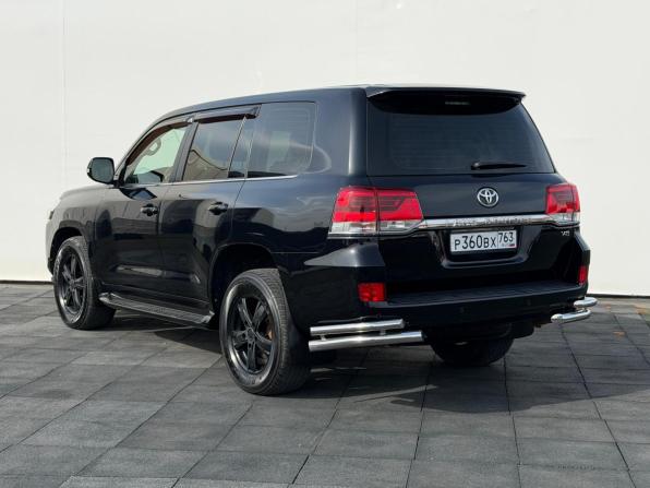 Toyota Land Cruiser 200 Series Рестайлинг 2 с пробегом 2015 года, цена 4 750 000 рублей, 96001 км, внедорожник, Автокод Объявления