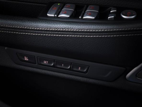 BMW 7 серии VI (G11/G12) с пробегом 2018 года, цена 4 890 000 рублей, 83550 км, седан, Автокод Объявления