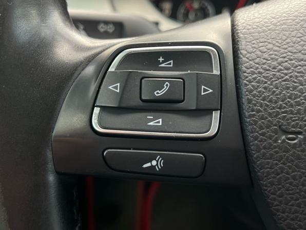 Volkswagen Passat B7 с пробегом 2012 года, цена 1 090 000 рублей, 245050 км, универсал, Автокод Объявления