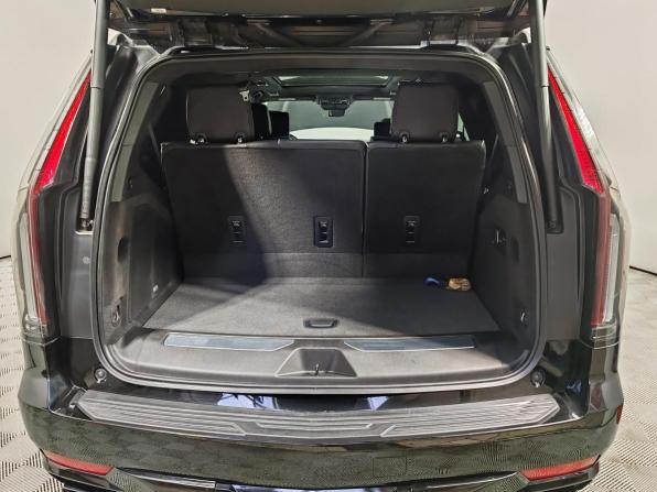 Cadillac Escalade-V I с пробегом 2023 года, цена 15 999 000 рублей, 87037 км, внедорожник, Автокод Объявления