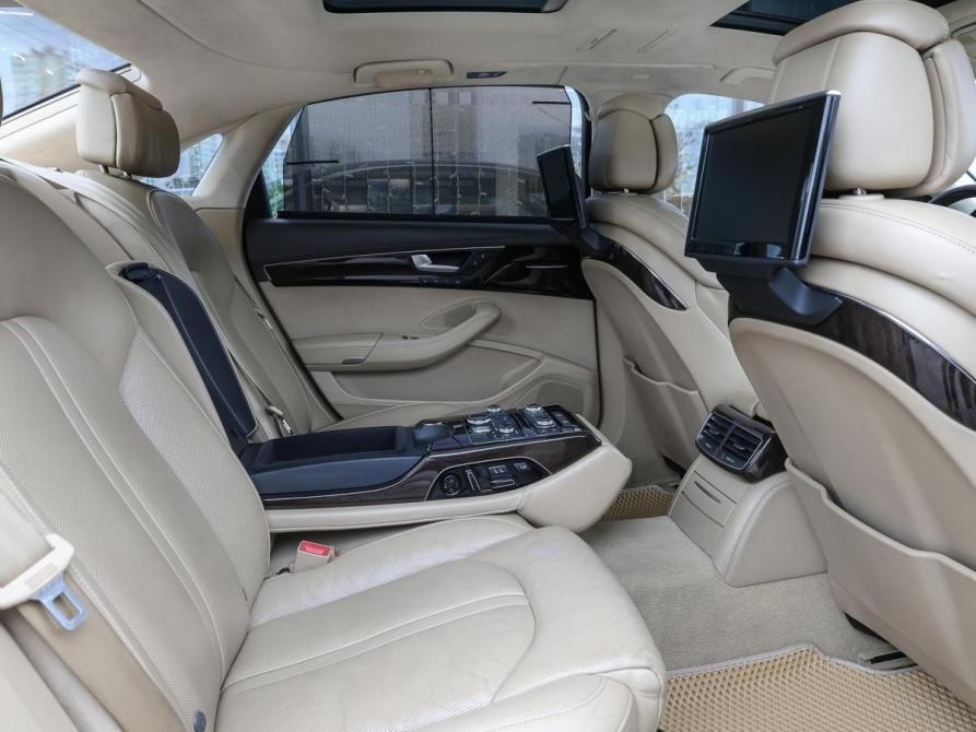 Audi A8 III (D4) Москва  - изображение 13