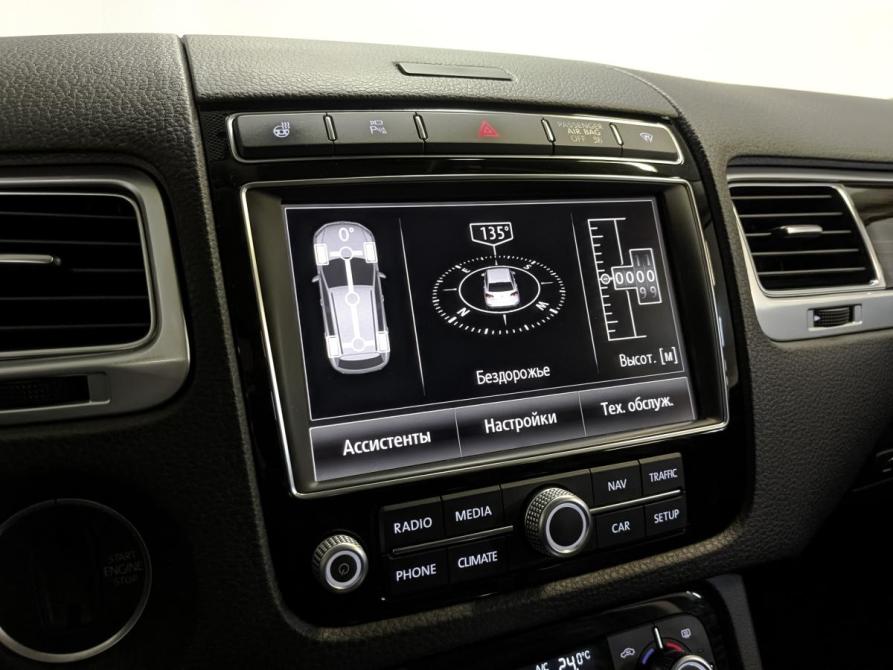 Volkswagen Touareg II Рестайлинг Санкт-Петербург  - изображение 17