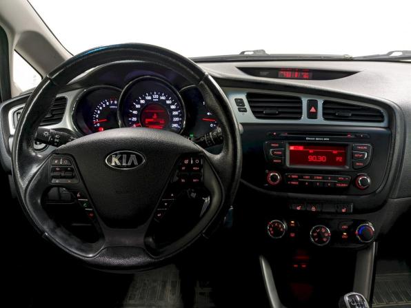 Kia Ceed II с пробегом 2013 года, цена 940 000 рублей, 127491 км, универсал, Автокод Объявления